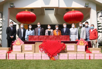 中国驻多国使馆送华侨春节包 含中药口罩