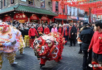 查尔斯王子在伦敦唐人街与华人共庆新年
