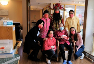 锣鼓喧天醒狮贺岁 孟尝院友喜迎金虎