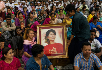 缅甸民众&quot;无声抗议&quot;纪念军事政变一周年