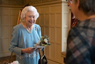 当女王老去，英国人还拥护君主制吗？