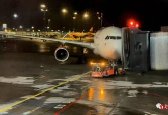54名中国乘客疑遭“假阳性”滞留丹麦机场