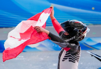 加拿大女子冰球打入冬奥会决赛
