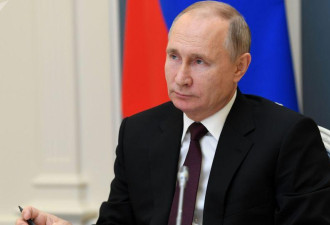 普京告诉德总理：俄不想开战 盼续谈判