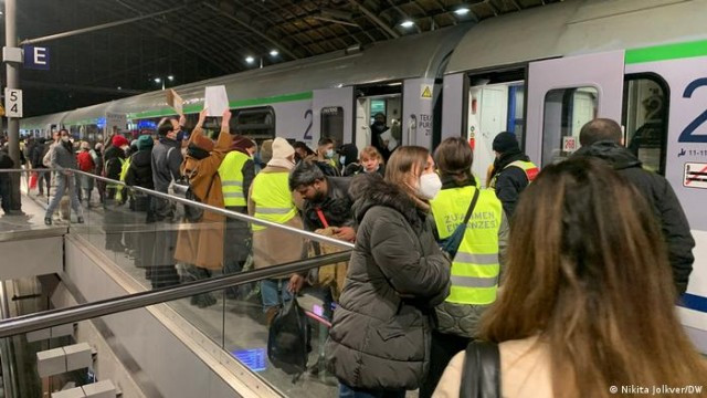 刚离战争又入″虎口″ 乌难民或成人贩目标 德国之声来自德国介绍德国 DW 12.03.2022