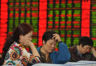 中国股债市齐跌 外资信心瓦解