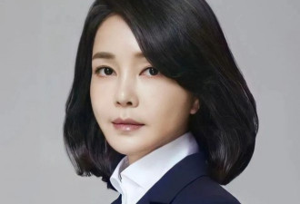50岁韩第一夫人:容貌与学历一起变化