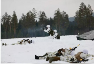 美军用飞机在挪威北极地区坠毁 人员罹难