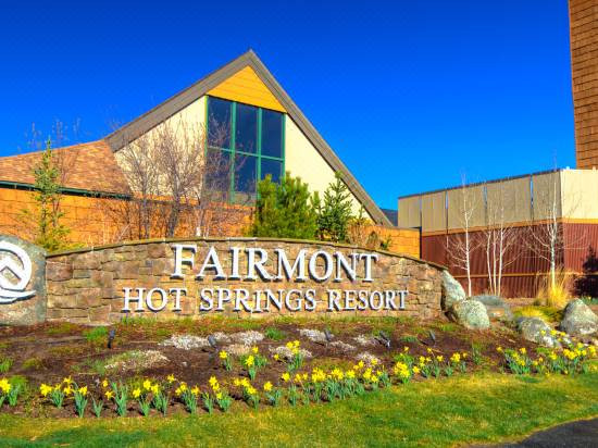 Fairmont Hot Springs Resort-Butte Updated 2022 Room Price-Reviews & Deals | Trip.com