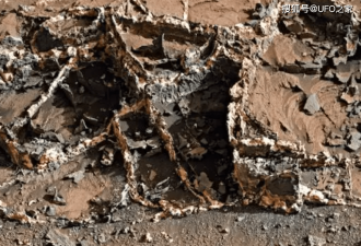 好奇号在火星移动拍到照片 究竟是什么