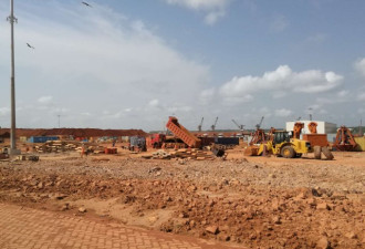 中拿下西非100亿吨铁矿场 当地政局不稳成隐忧
