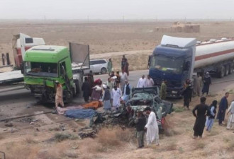 阿富汗发生车祸 临时政府部队成员死亡