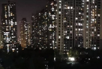 上海视频热传：居民怒吼 此起彼伏…