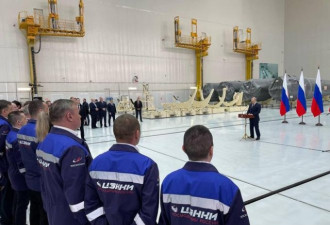 俄总统普京：俄罗斯将恢复月球探测计划