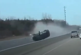 视频：401高速车辆失控翻滚10多圈 司机生还