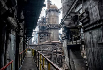 乌:乌方邀请俄在亚速钢铁厂附近谈判