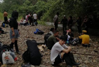 中国一家4口逃亡195天11国3万公里赴美求庇护