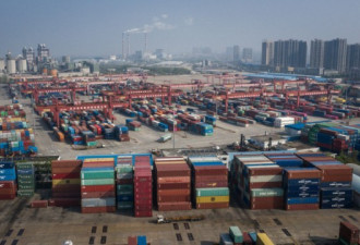 中国出口增速一路狂降 经济下行超乎想象