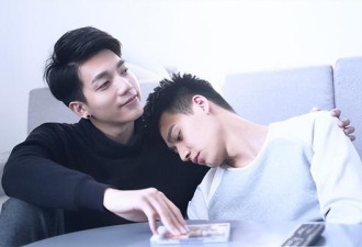疯狂的同性生活，使小亮永远失去了肛门！