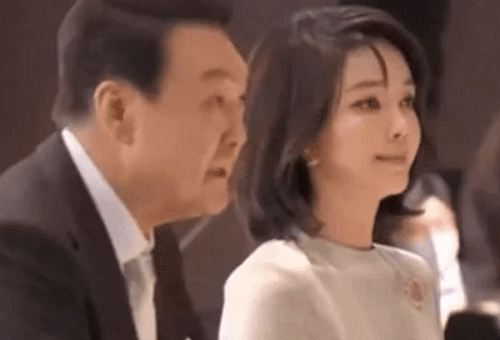 韩国第一夫人会成为掌权的“明成皇后”吗？