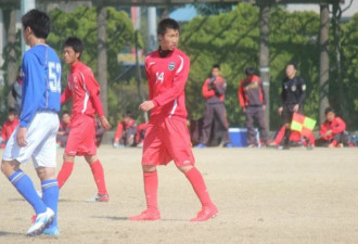 曾被骂“滚回家”的高中生，8年后成了欧洲冠军