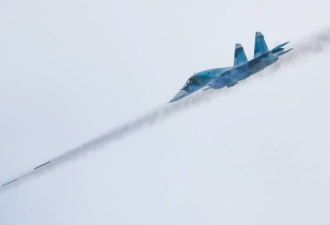 Su-34轰炸机遭击落 俄飞行官坠毁当下对话曝光