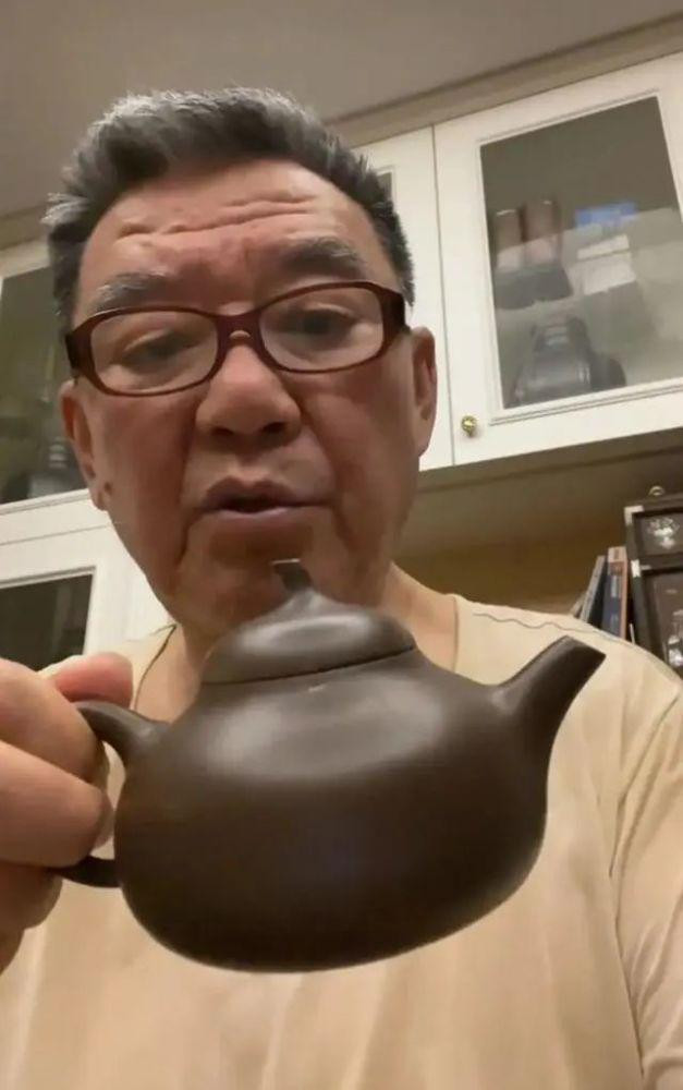 李立群自曝被搬家公司打碎紫砂壶