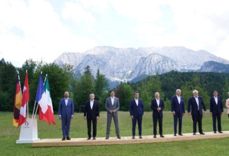 G7领导人拿普京寻开心：让我们打赤膊骑马合影？