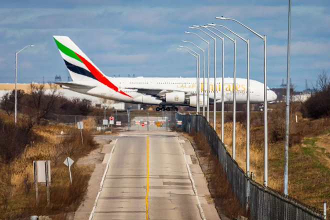 阿联酋航空 a380 多伦多