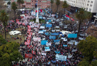 阿根廷物价飞涨：千万民众示威不断