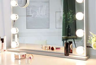 Vanity LED灯高清化妆镜63 x 51cm现价$126.09