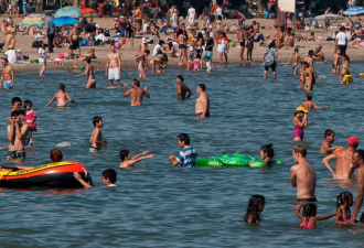 多伦多市府警告：天气酷热 但不能到这几处沙滩