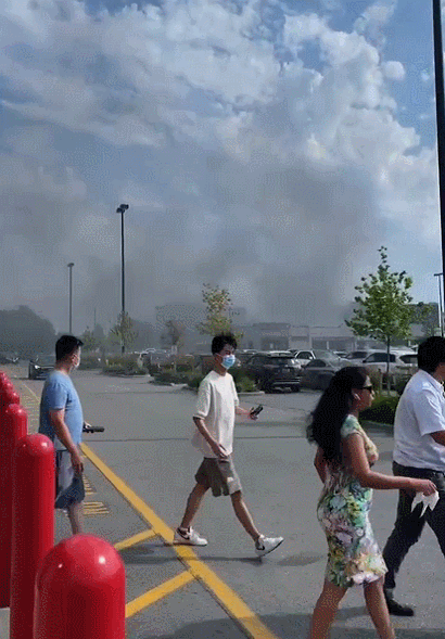 黑烟漫天！万锦Costco旁突燃大火！众多华人围观：爆炸声骇人！