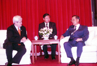 佩罗西“前任”怒回呛 1997曾访台湾…