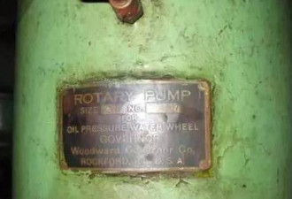 贵州有一山洞：发现两台1942年的发电机