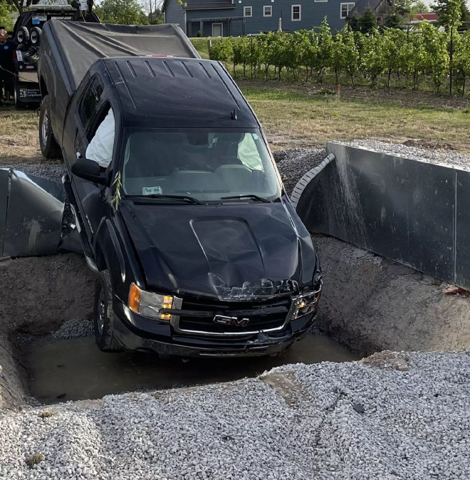 truck pool crash