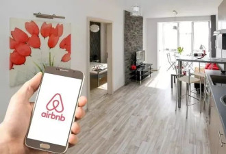 华人注意Airbnb也有雷，摄像头对着床！