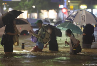 暴雨肆虐韩国 朝鲜也发布暴雨预警