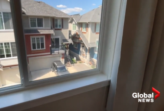 家长疏忽，加拿大2岁亚裔女孩高窗掉落
