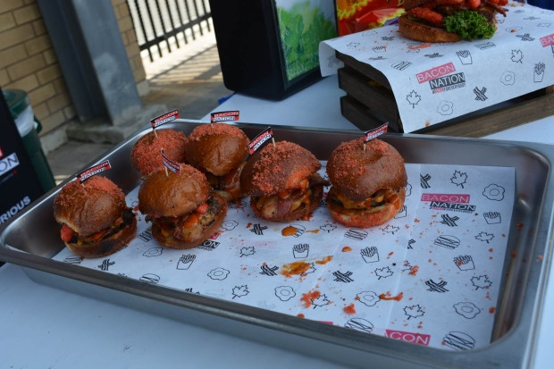 Resized/JPEG/Cheetos smash burger 2.jpg