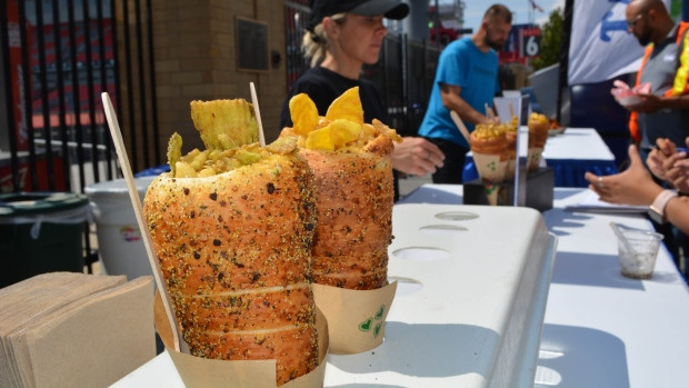 Resized/JPEG/Evas Mac and Cheese Cones.jpg