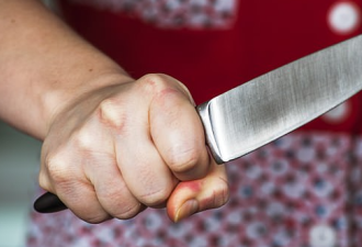 32岁男欲强奸14岁幼女 妈妈拿刀将他阉割
