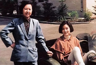 1990年 林青霞与亲姐在河南农村相认 姐姐生活贫苦…