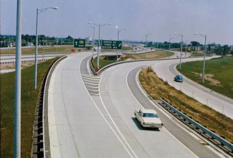 让人羡慕！从老照片看多伦多六七十年代的完美交通