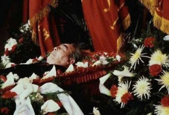 戈尔巴乔夫逝世，至少作为中国人，你应该感谢他
