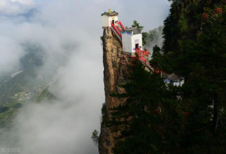 全球奇险的19处悬崖建筑 有9个在中国