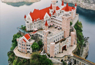 全球奇险的19处悬崖建筑 有9个在中国