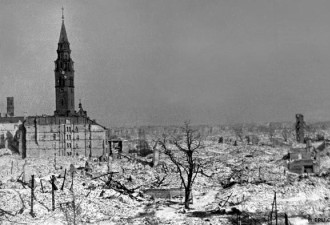 华沙要柏林赔偿: 二战中波兰损失1.3万亿