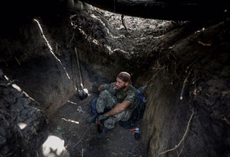 乌克兰将军：开战以来损失数十万人 谁要来负责？