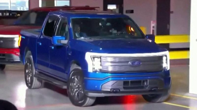 Ontario man who pre-ordered Ford electric truck shocked he has to pay morethan Americans